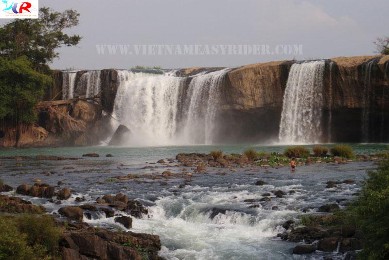 Dray Nur waterfall- the majestic waterfall in Central Highlands, Vietnam