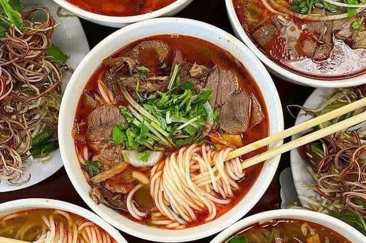 Vietnamese Breakfast Dishes To Word
