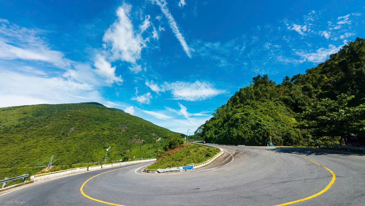 Top Scenic Moutain passes in Vietnam